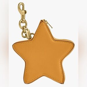 NWT Coach Glovetanned Leather Star Coin Purse Yellow & Gold